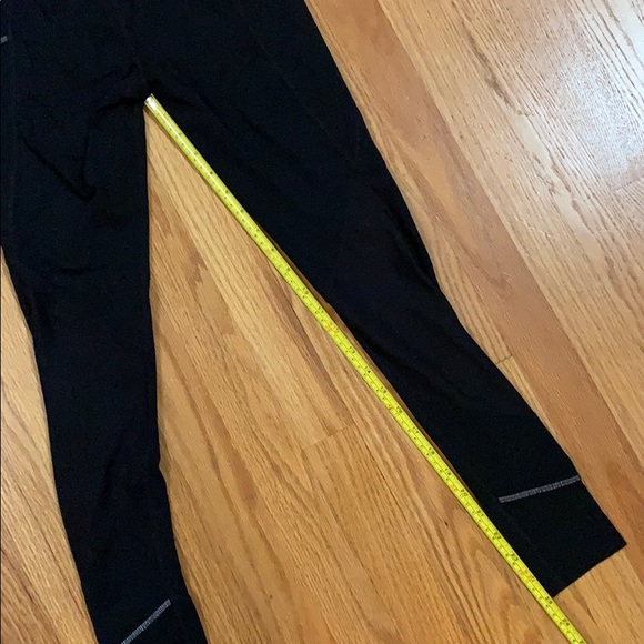 Athleta Black Relay Reflective Leggings w/pockets - Picture 11 of 16